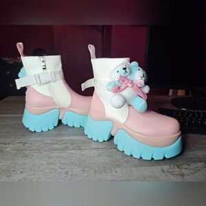 Dolls Kill Koi X Melanie Martinez Teddy Bear Platform Boots Size 6